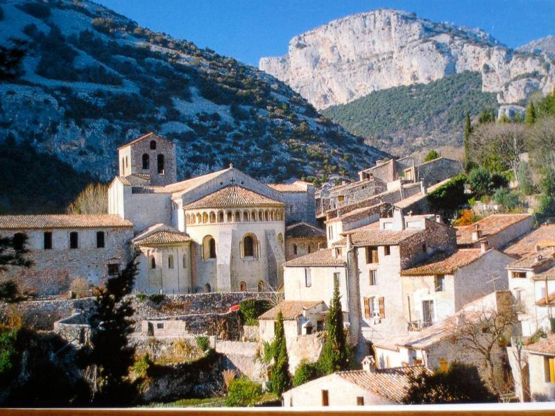 Charmante Maison A Saint Guilhem Le Desert Екстер'єр фото